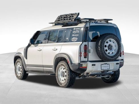 New 2024 Land Rover Defender 110 S image 6