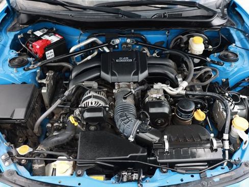 Used 2022 Toyota GR86 Premium RWD image 53