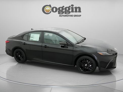 New 2026 Toyota Camry SE FWD image 23