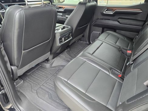 Used 2022 GMC Sierra 1500 Denali w/ Denali Reserve Package image 13