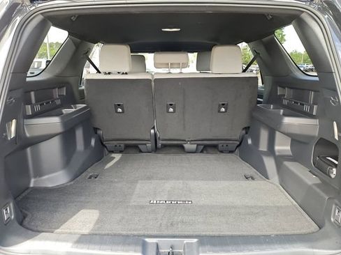 Used 2025 Toyota 4Runner SR5 RWD image 33