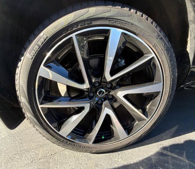 Used 2024 Volvo XC90 B6 Ultimate w/ Protection Package Premier AWD/4WD image 12