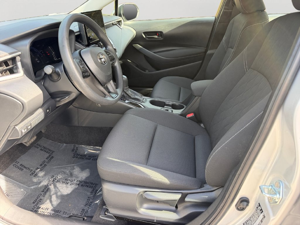 Used 2026 Toyota Corolla LE FWD image 16