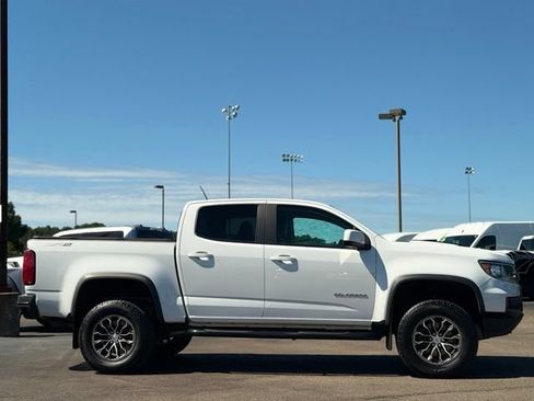 Used 2022 Chevrolet Colorado ZR2 AWD/4WD image 36