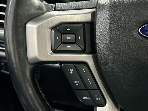 Used 2019 Ford F150 Platinum w/ Equipment Group 701A Luxury image 18