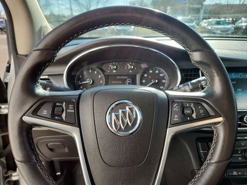 Used 2019 Buick Encore Sport Touring image 18