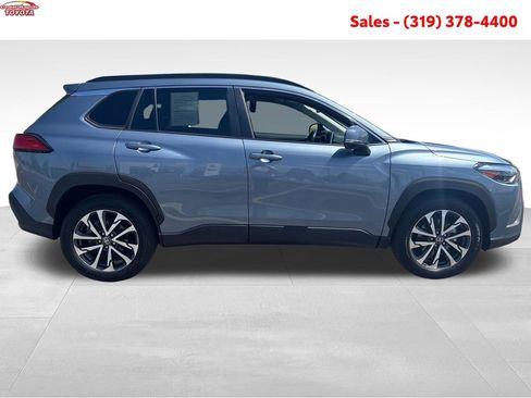 Certified 2023 Toyota Corolla Cross XLE w/ Convenience Package AWD/4WD image 8