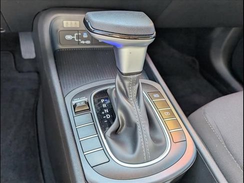 Used 2026 Hyundai Kona SE FWD image 13