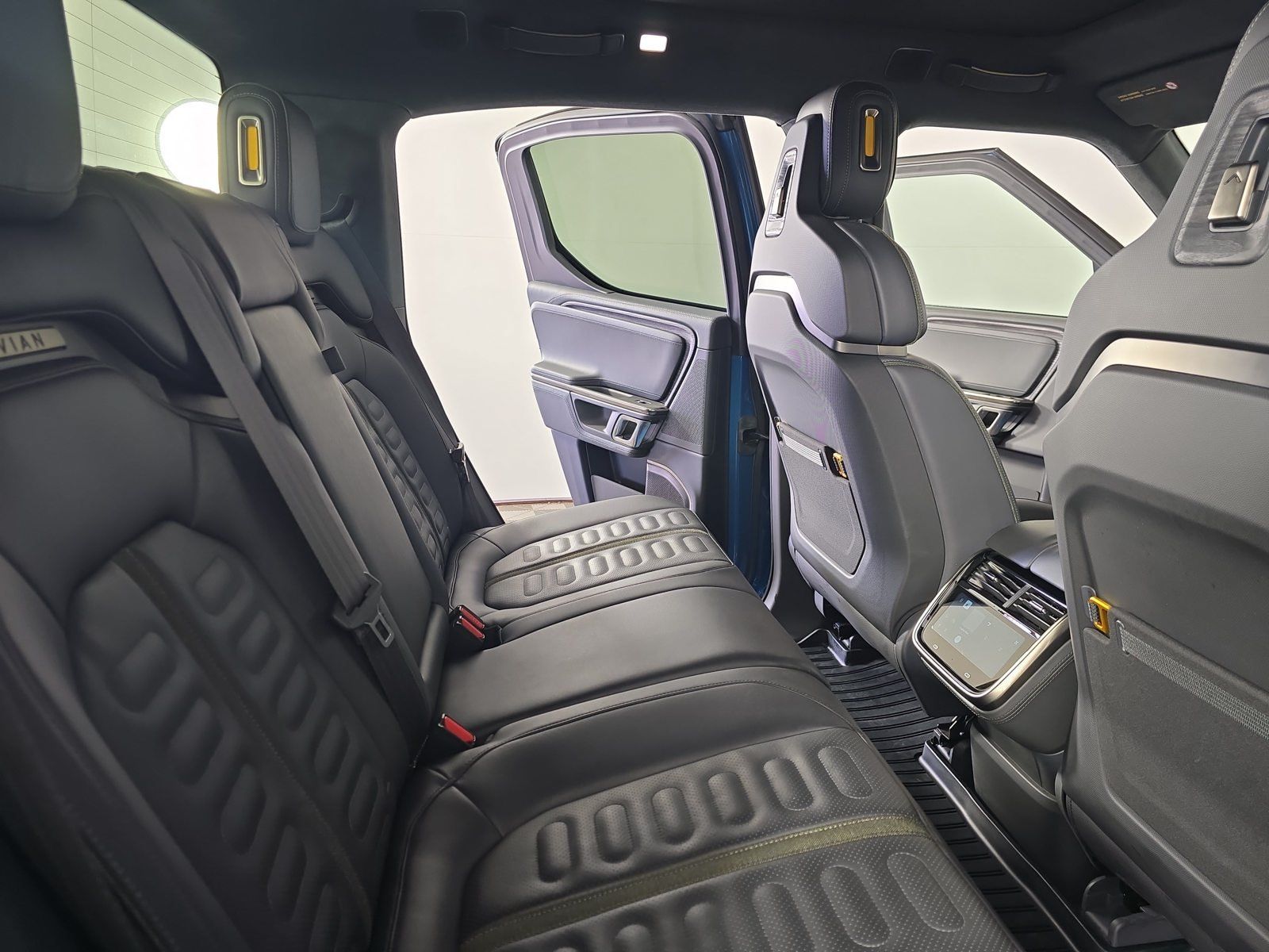 Used 2022 Rivian R1T Launch Edition AWD/4WD image 22