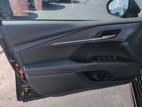 Certified 2025 Toyota Camry SE FWD image 10