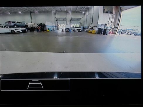 Used 2025 Chevrolet Malibu LT FWD image 18