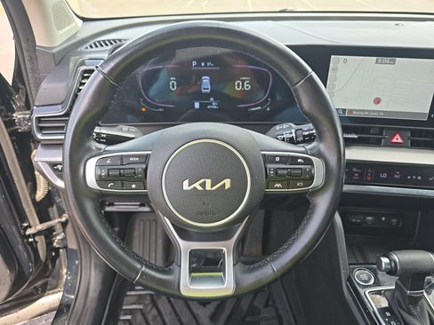 Used 2023 Kia Sportage EX FWD image 15