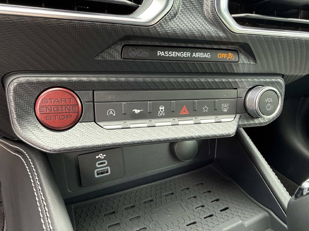 Used 2025 Ford Mustang Premium RWD image 24