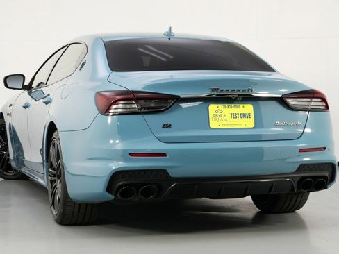 Used 2022 Maserati Quattroporte Modena Q4 image 6