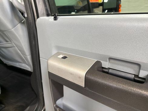 Used 2015 Ford F250 XLT w/ XLT Value Package image 65