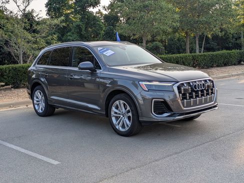 Used 2025 Audi Q7 2.0T Premium Plus AWD/4WD image 2