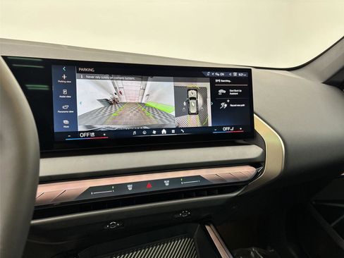 Used 2025 BMW X3 xDrive30i w/ Premium Package image 30