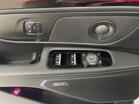 New 2026 Lincoln Nautilus Reserve w/ Jet Appearance Package AWD/4WD image 10