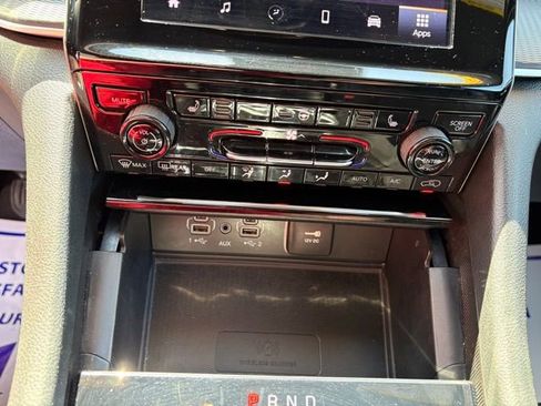 Used 2025 Jeep Grand Cherokee L Laredo AWD/4WD image 20