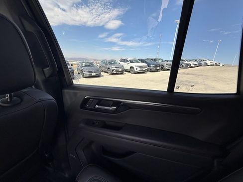 Used 2025 Chevrolet Tahoe RST w/ Comfort Package RWD image 17
