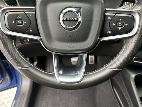 Used 2021 Volvo XC40 T5 R-Design w/ Advanced Package image 14