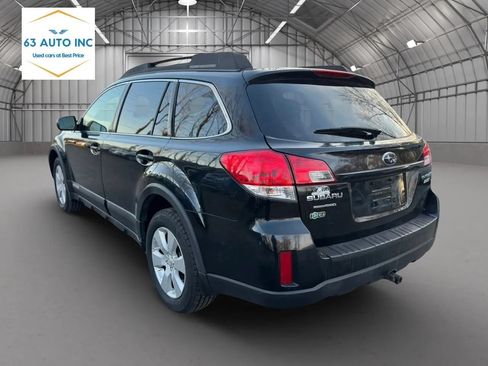 Used 2011 Subaru Outback 2.5i Premium AWD/4WD image 3