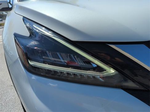 Certified 2024 Nissan Murano SV image 17