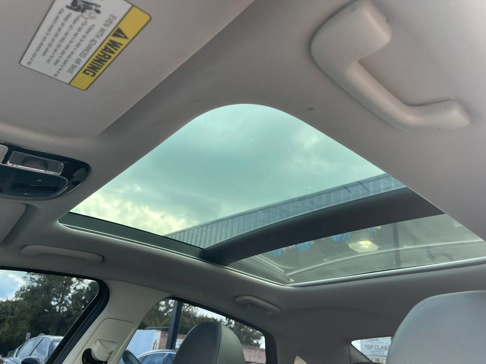 Used 2020 Hyundai Sonata SEL w/ Premium + Sunroof Package FWD image 12