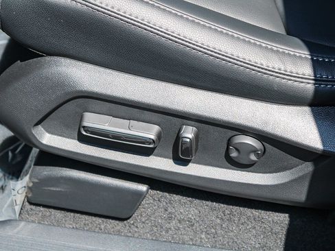Certified 2026 Honda Pilot EX-L image 23