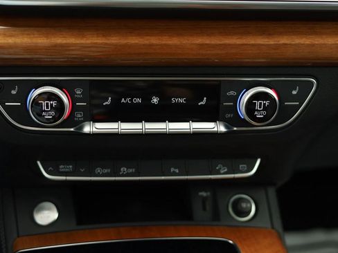 Used 2021 Audi Q5 2.0T Premium Plus image 15