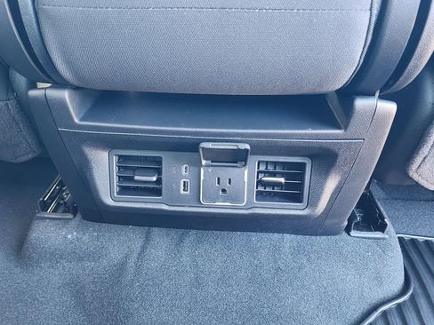 New 2026 GMC Sierra 1500 Elevation image 46