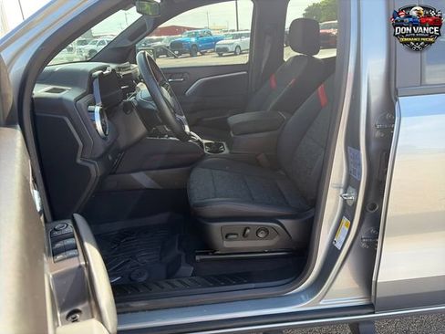 Used 2023 Chevrolet Colorado Z71 w/ Z71 Convenience Package 2 AWD/4WD image 14