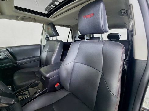 Used 2020 Toyota 4Runner TRD Off-Road Premium w/ Moonroof Package AWD/4WD image 12