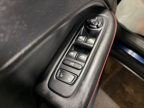 Used 2021 Jeep Compass Trailhawk w/ Sun and Sound Group AWD/4WD image 13