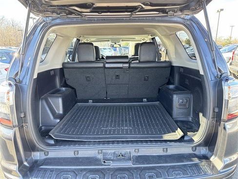 Used 2018 Toyota 4Runner Limited image 12