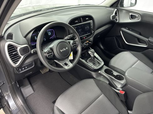 Certified 2023 Kia Soul LX w/ Option Group 015 FWD image 13