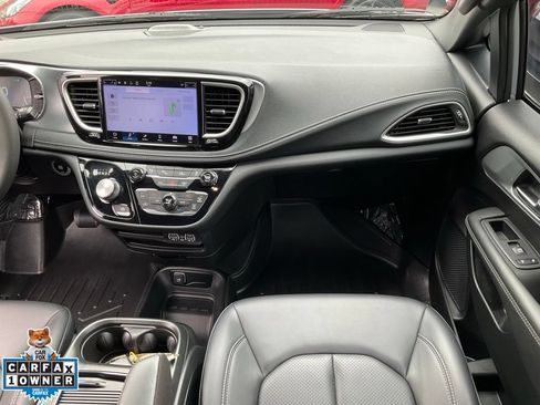 Used 2023 Chrysler Pacifica Touring-L w/ S Appearance Package FWD image 68