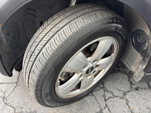 Used 2016 MINI Cooper 4-Door Hardtop image 23