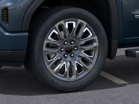 New 2026 GMC Sierra 1500 Denali Ultimate w/ LPO, Black Badging Package AWD/4WD image 9