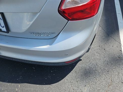 Used 2012 Ford Focus Titanium FWD image 5