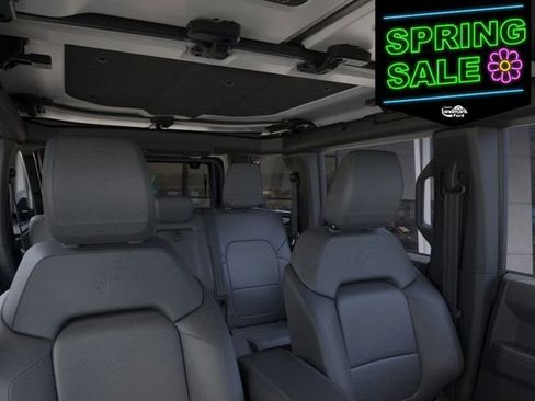 New 2025 Ford Bronco Badlands image 13