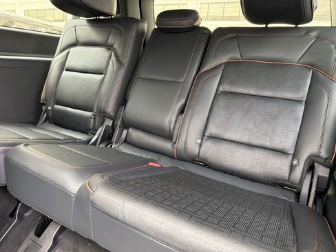 New 2026 Lincoln Navigator L Black Label image 18