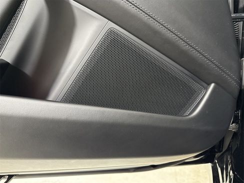 Certified 2025 Porsche 911 Carrera image 35