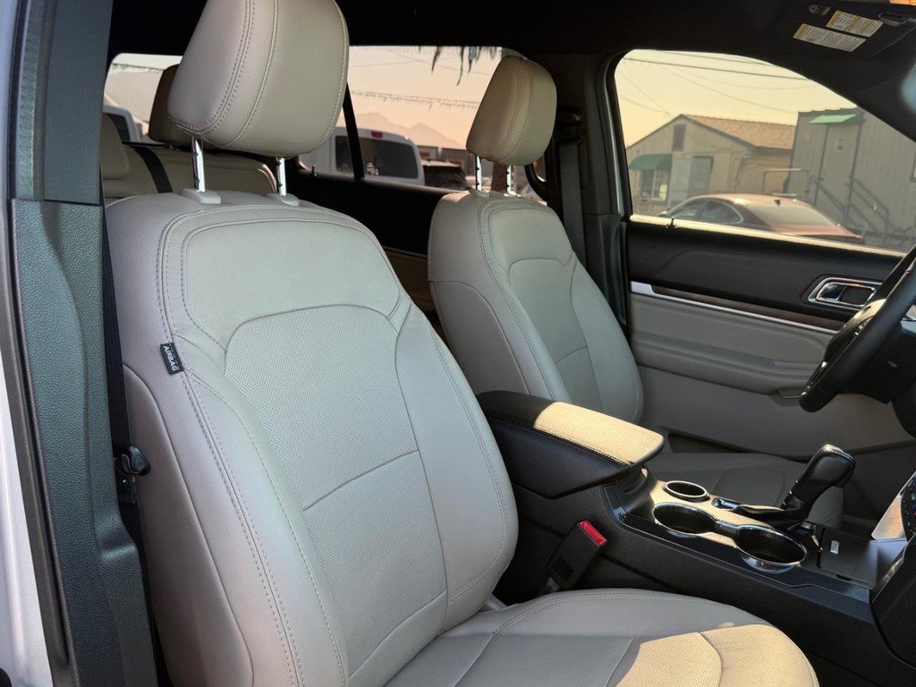Used 2018 Ford Explorer Limited w/ Ford Safe & Smart Package FWD image 22