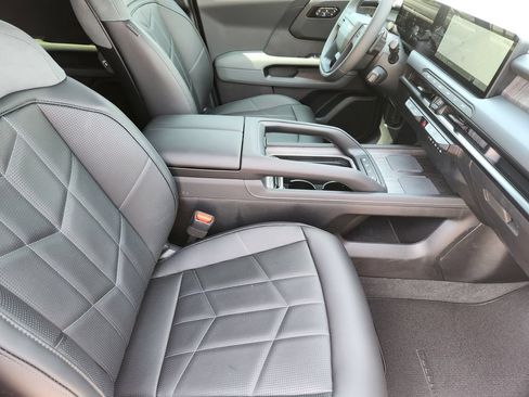 New 2027 Kia Telluride X-Line SX Prestige w/ Towing Package AWD/4WD image 13