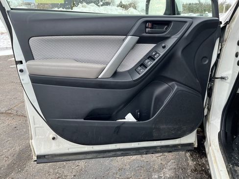 Used 2018 Subaru Forester 2.5i Premium image 10