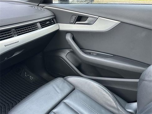 Used 2019 Audi A4 2.0T Premium w/ Convenience Package image 32