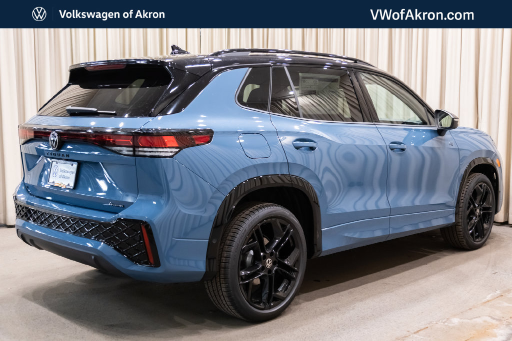 New 2026 Volkswagen Tiguan SE R-Line AWD/4WD image 6