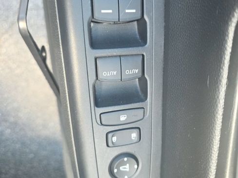 Certified 2024 Honda CR-V EX image 12