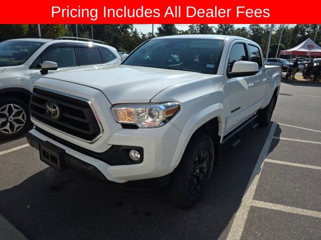 Used 2021 Toyota Tacoma SR5 RWD image 1